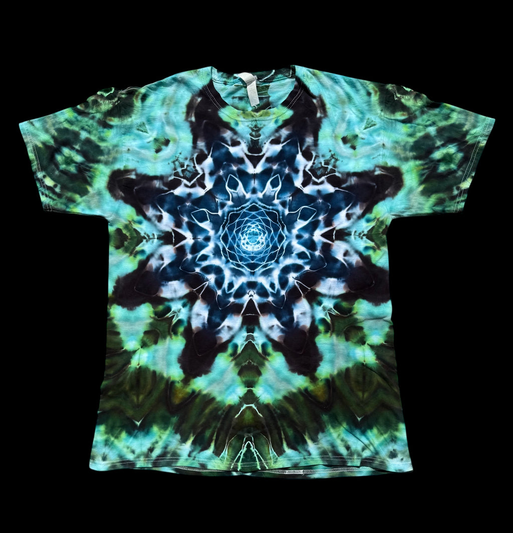 Men's T-shirt Large