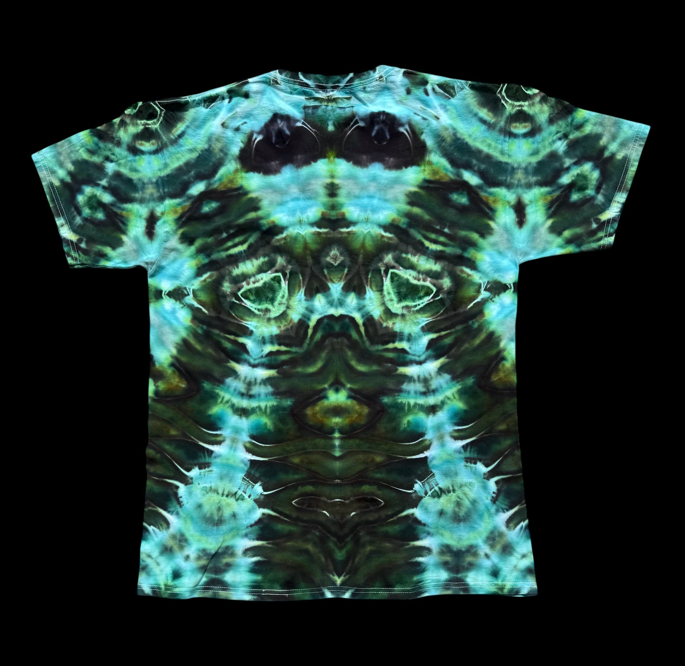 Men's T-shirt Large